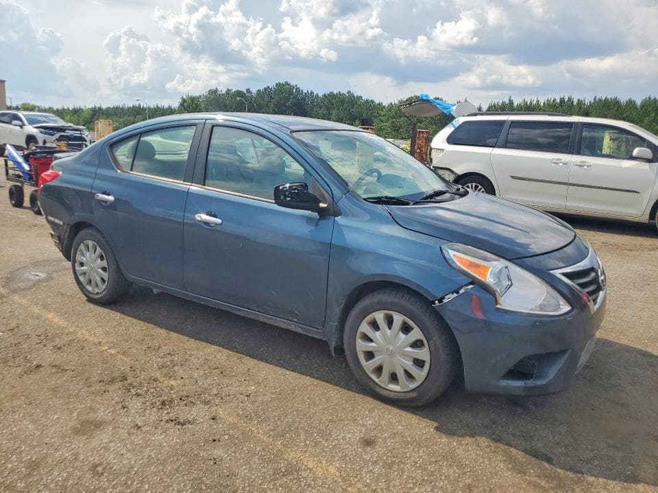2016 NISSAN VERSA 1.6 SV 4