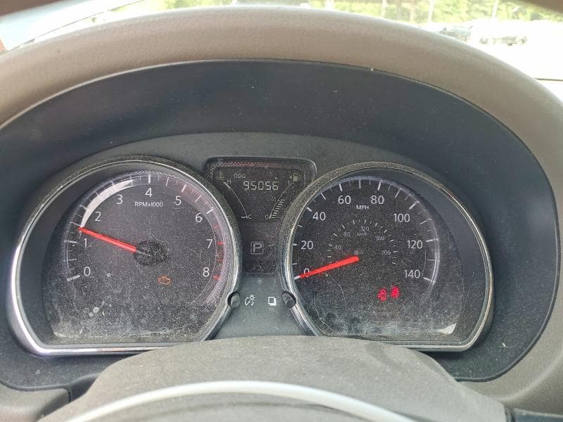 2016 NISSAN VERSA 1.6 SV 9