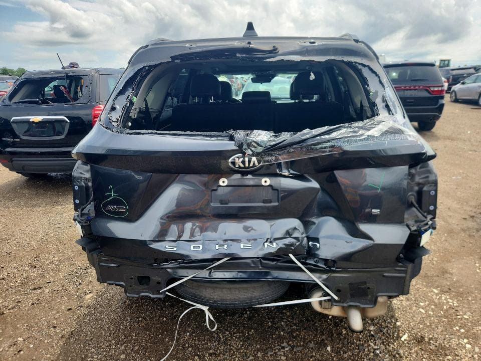 2021 KIA SORENTO S 6