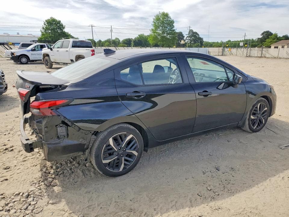 2025 NISSAN VERSA SR 3