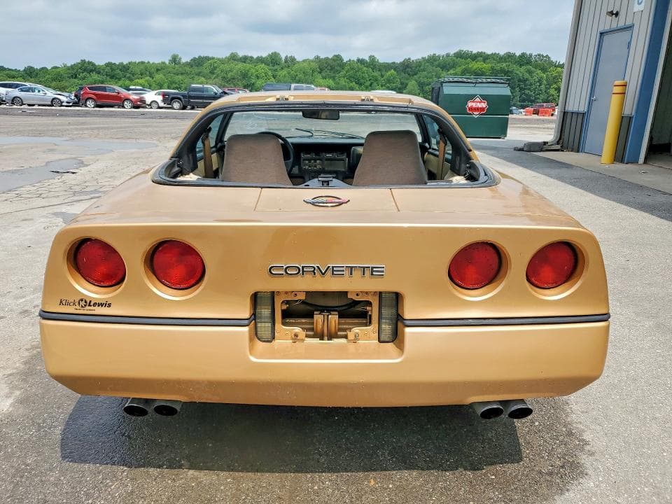1984 CHEVROLET CORVETTE 7