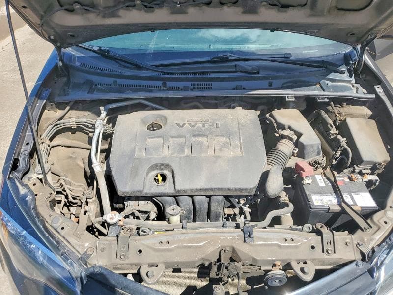 2018 TOYOTA COROLLA L L 11