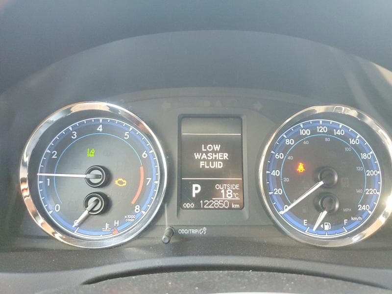 2018 TOYOTA COROLLA L L 9