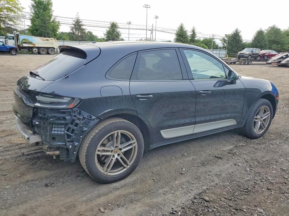2020 PORSCHE MACAN 3