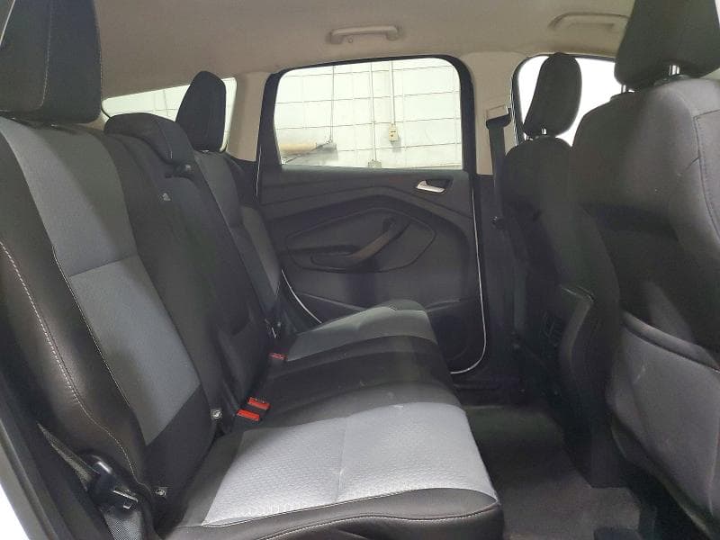 2018 FORD ESCAPE SE SE 11