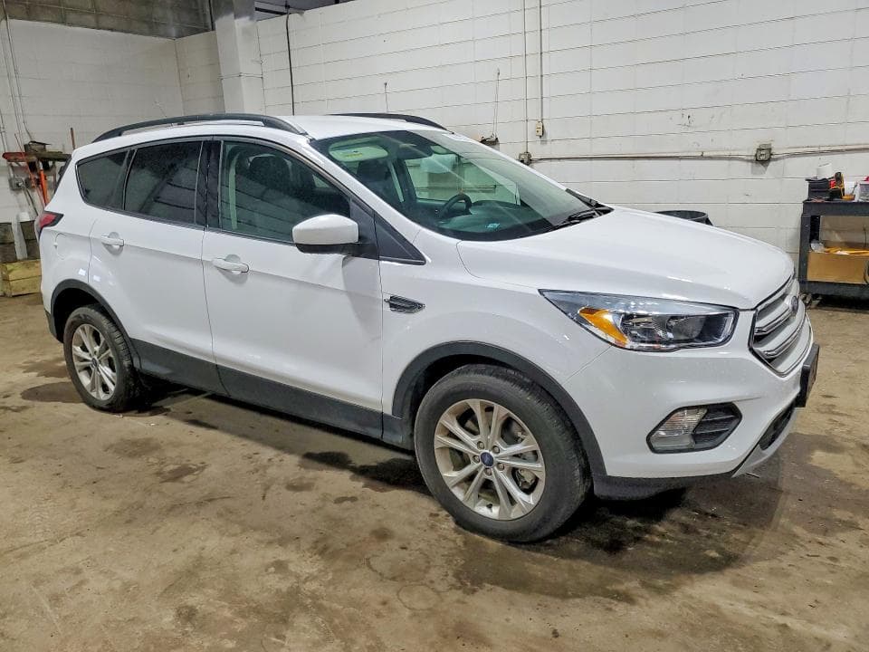 2018 FORD ESCAPE SE SE 4