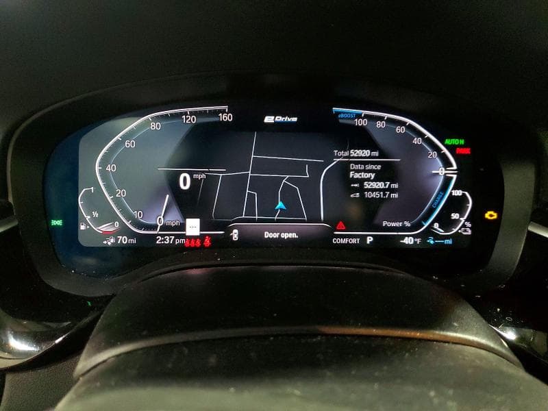 2020 BMW 530XE 9