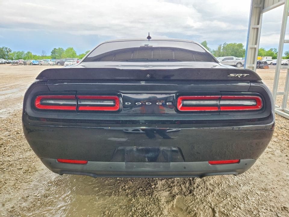 2016 DODGE CHALLENGER SRT 392 6