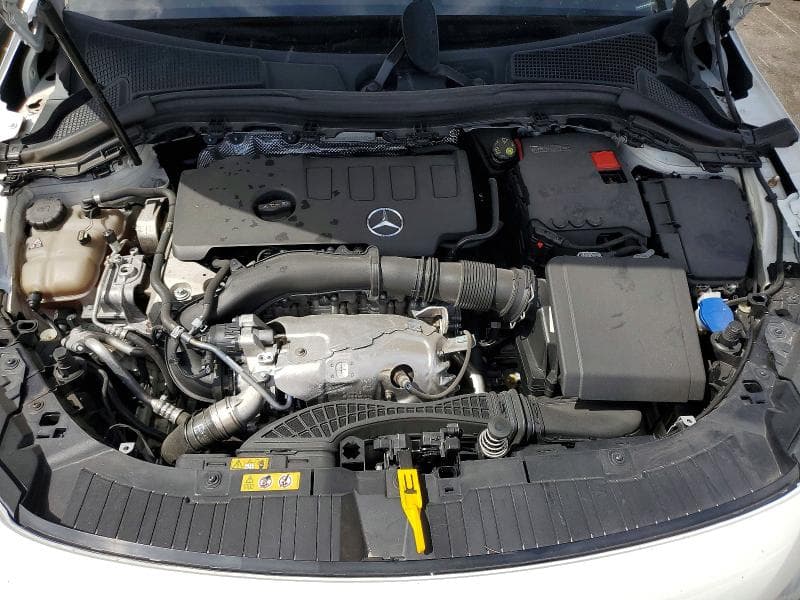 2021 MERCEDES-BENZ GLA 250 12