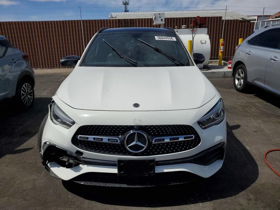 2021 MERCEDES-BENZ GLA 250 5