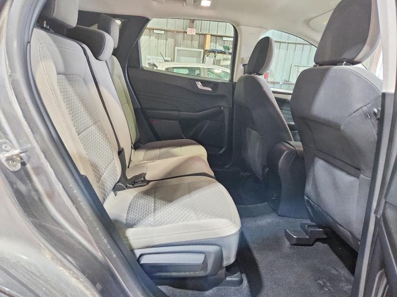 2021 FORD ESCAPE SE 11
