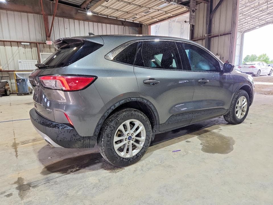 2021 FORD ESCAPE SE 3
