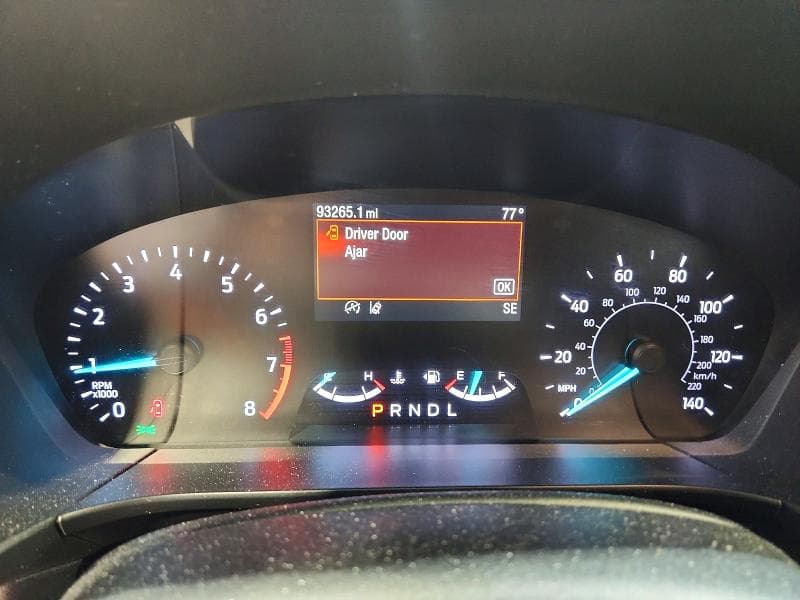 2021 FORD ESCAPE SE 9