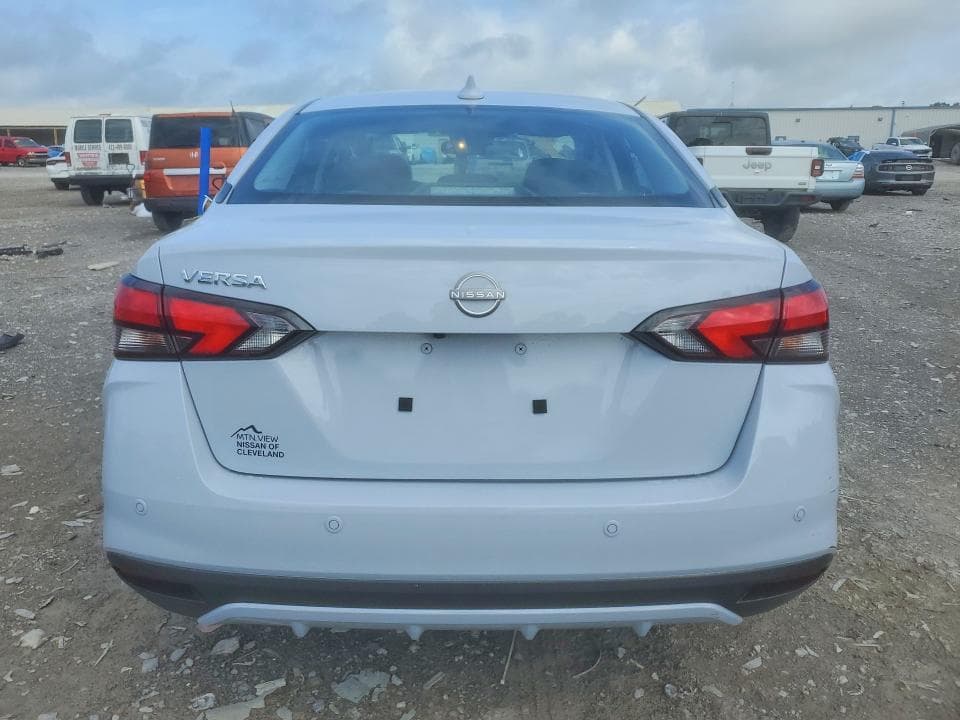 2025 NISSAN VERSA SV 6