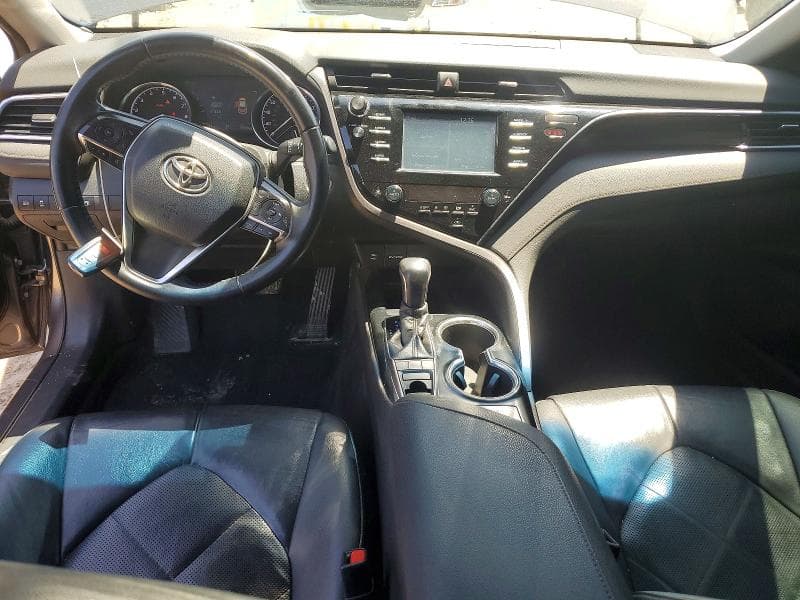 2018 TOYOTA CAMRY XLE XLE 8