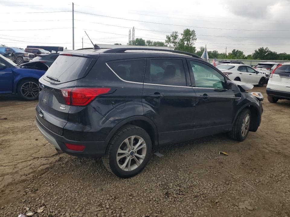 2019 FORD ESCAPE SEL 3