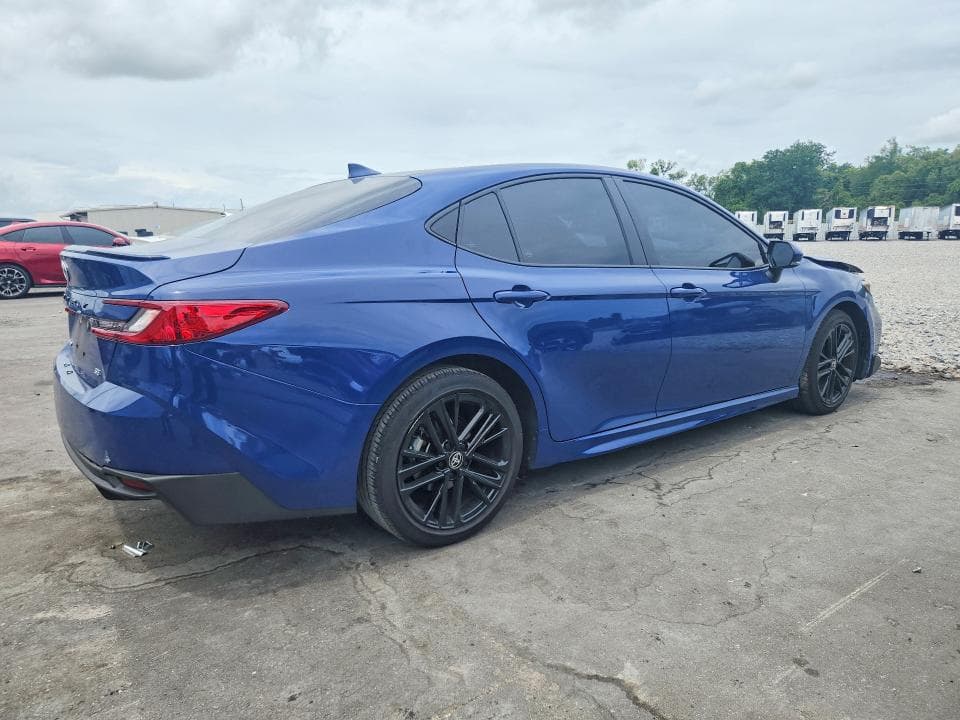 2026 TOYOTA CAMRY SE 3