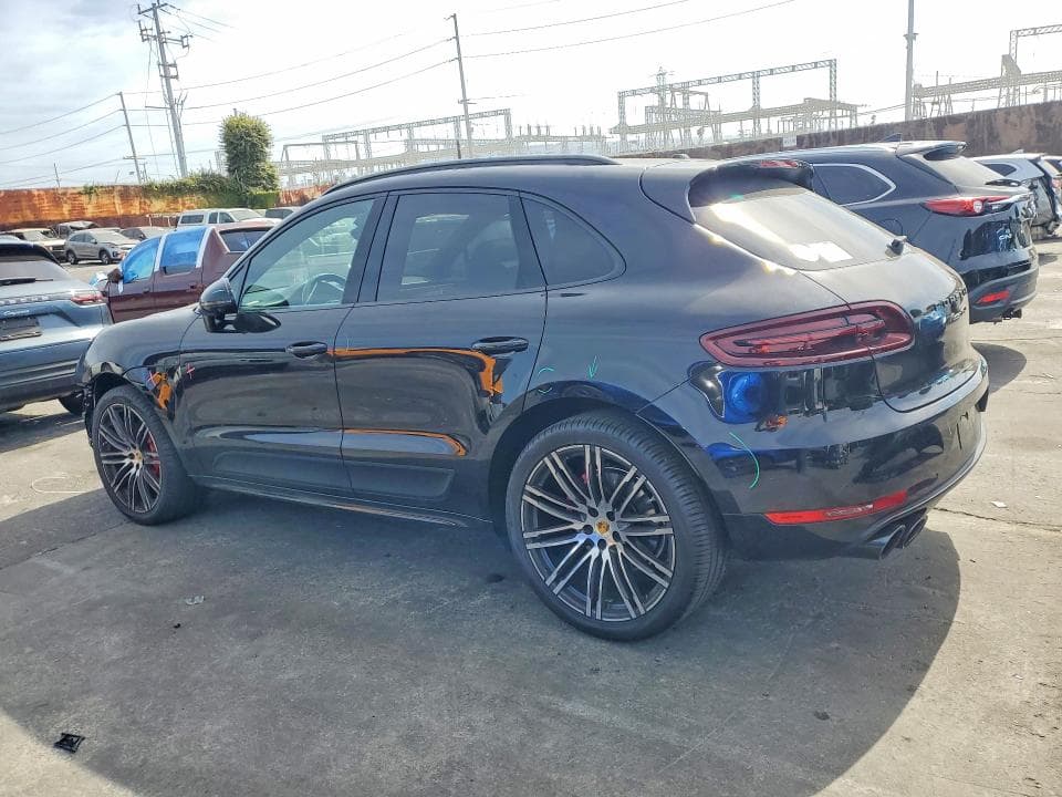 2018 PORSCHE MACAN GTS 2