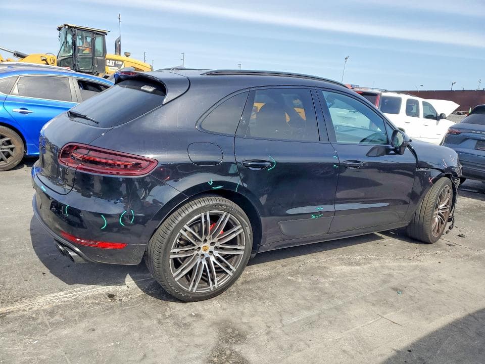2018 PORSCHE MACAN GTS 3