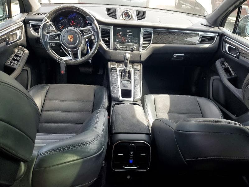 2018 PORSCHE MACAN GTS 8