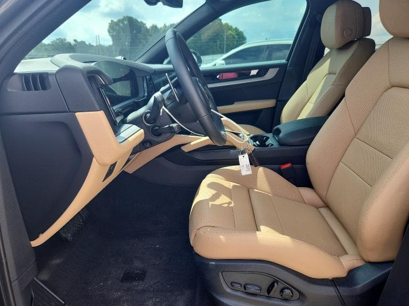 2026 PORSCHE CAYENNE 7