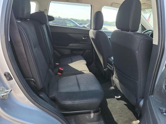 2016 MITSUBISHI OUTLANDER SE/SEL 11