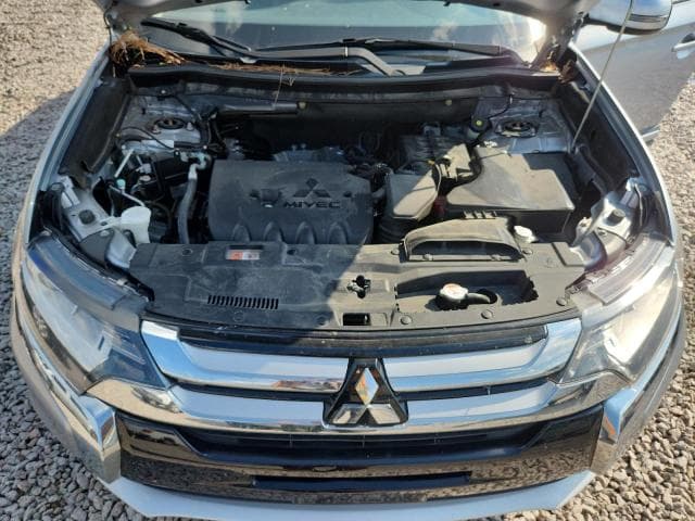 2016 MITSUBISHI OUTLANDER SE/SEL 12