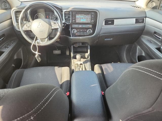 2016 MITSUBISHI OUTLANDER SE/SEL 8