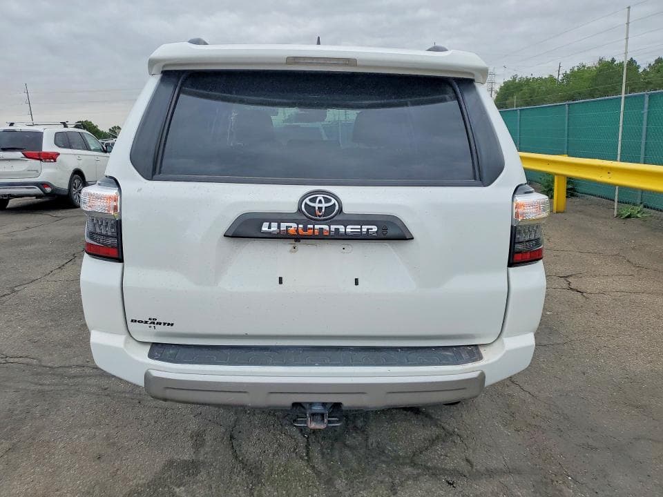 2021 TOYOTA 4RUNNER TRD OFF-ROAD PREMIUM 6