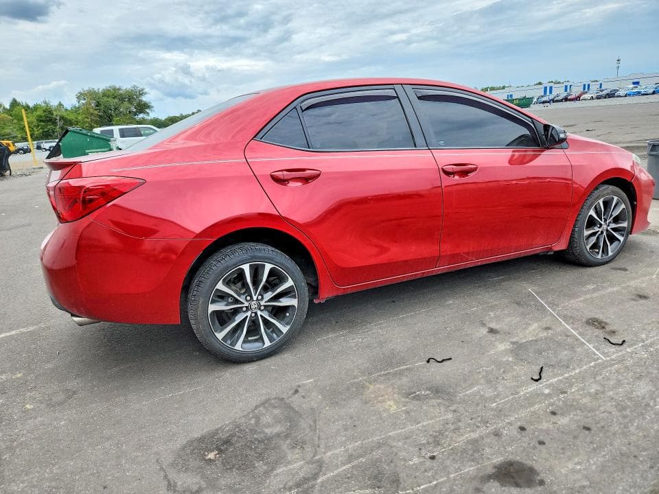 2018 TOYOTA COROLLA SE 3