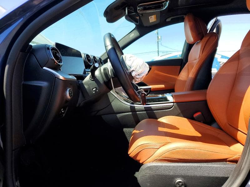 2024 MERCEDES-BENZ C 300 7