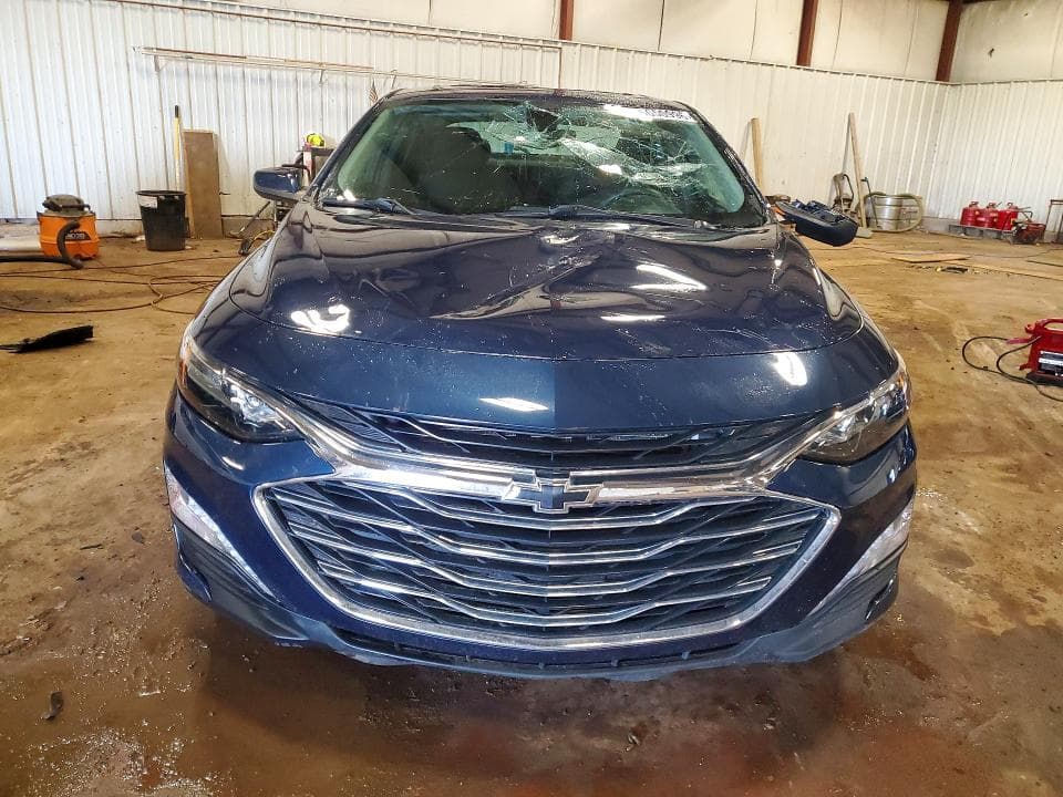 2022 CHEVROLET MALIBU LT LT 5