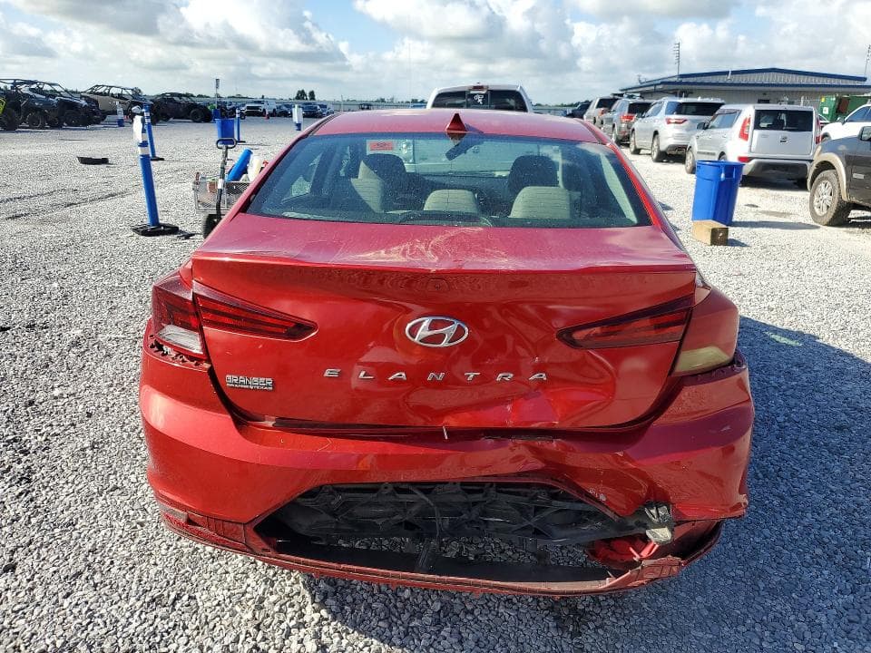 2020 HYUNDAI ELANTRA SEL SEL 6