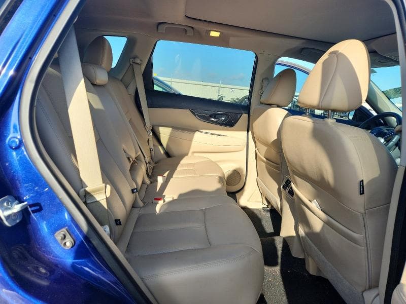 2017 NISSAN ROGUE SL 11