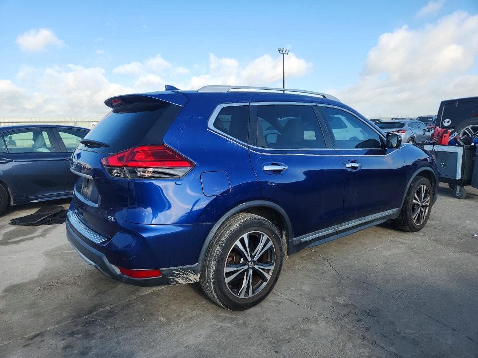 2017 NISSAN ROGUE SL 3