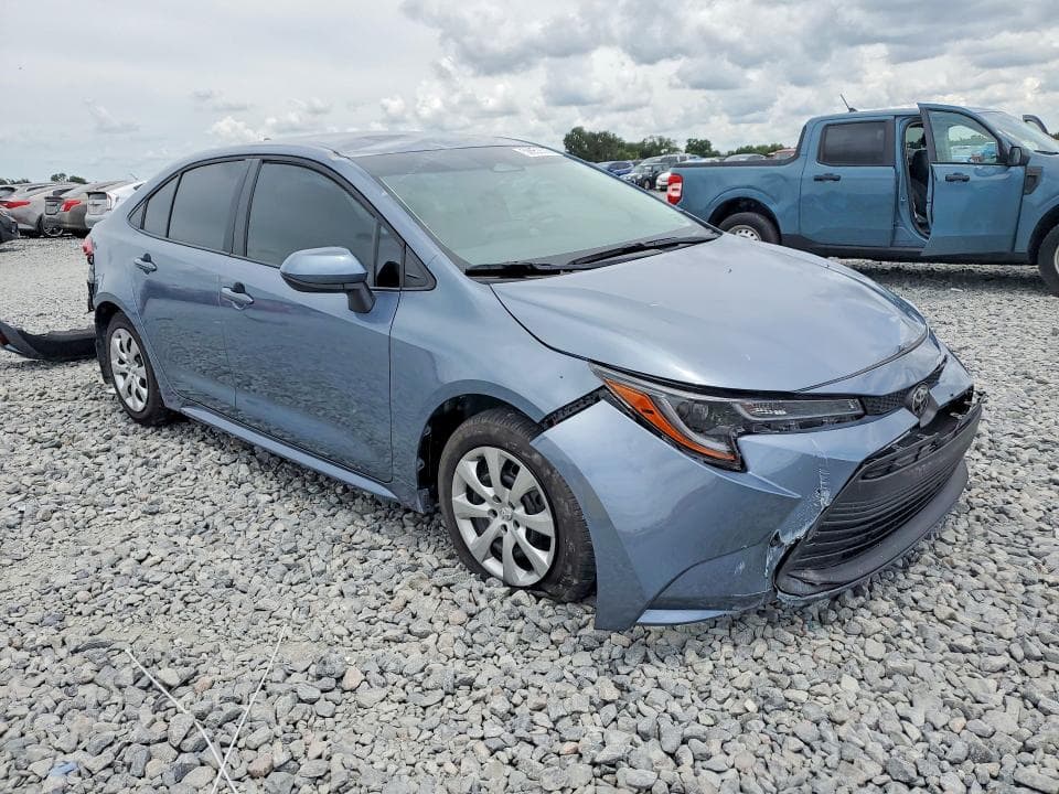 2026 TOYOTA COROLLA LE 4