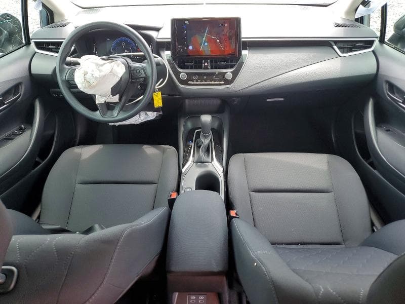 2026 TOYOTA COROLLA LE 8