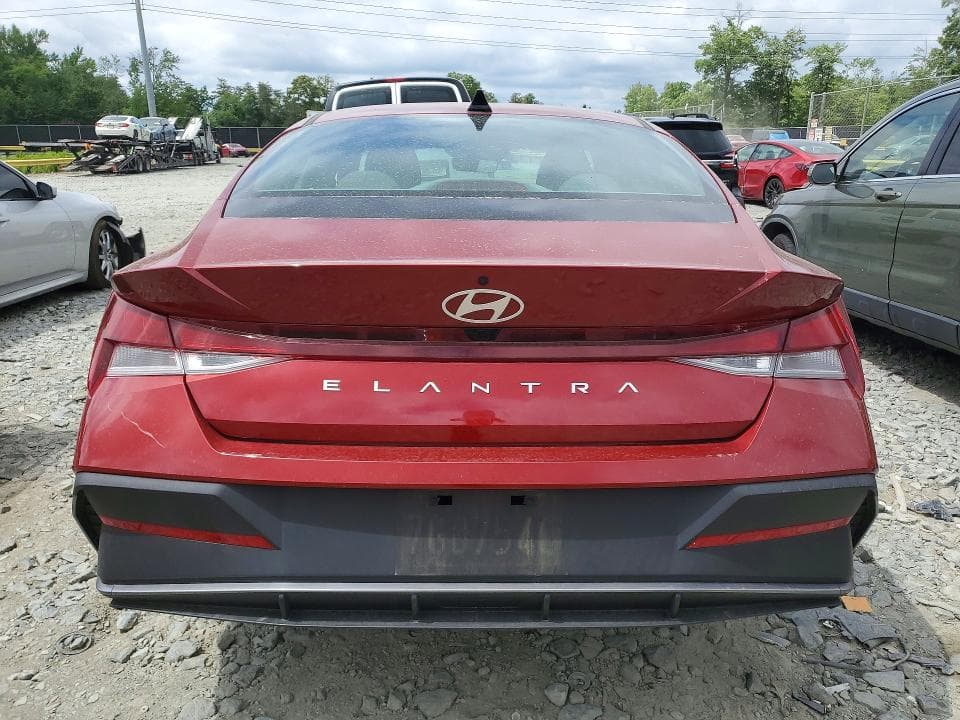 2024 HYUNDAI ELANTRA SEL 6