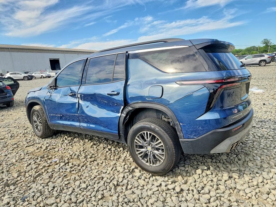 2024 CHEVROLET TRAVERSE LT 2