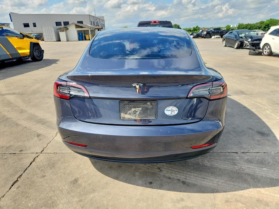 2021 TESLA MODEL 3 6