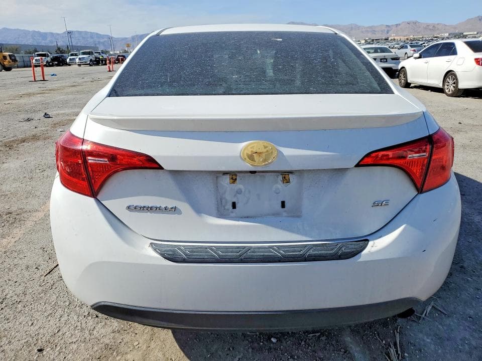 2017 TOYOTA COROLLA SE 6