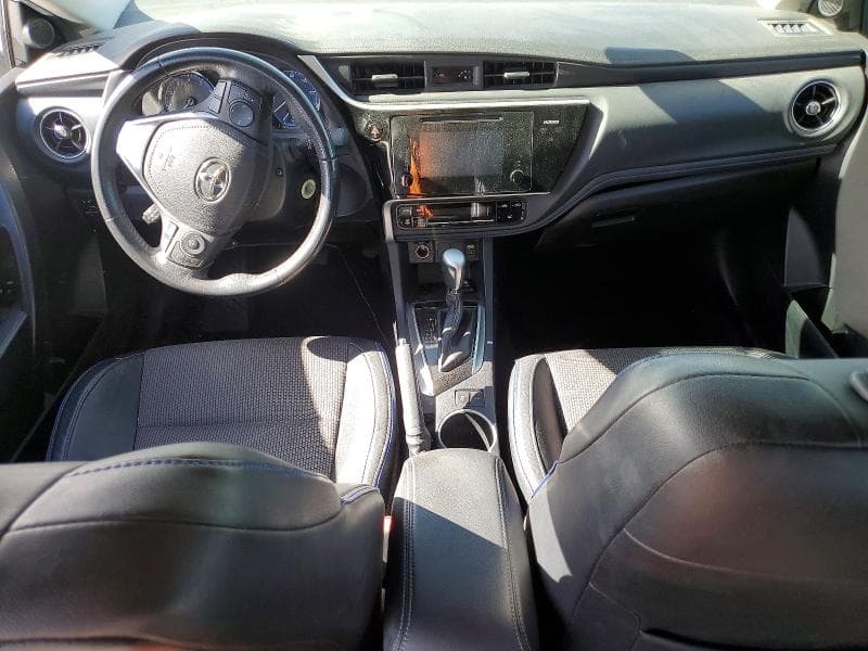 2017 TOYOTA COROLLA SE 8