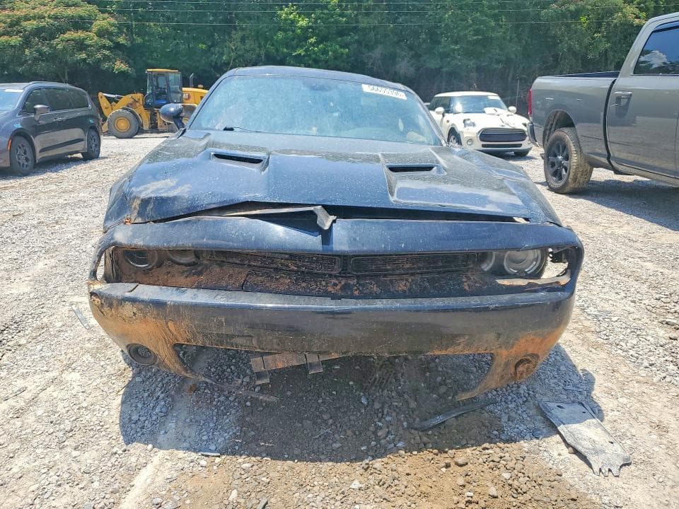 2018 DODGE CHALLENGER SXT 5