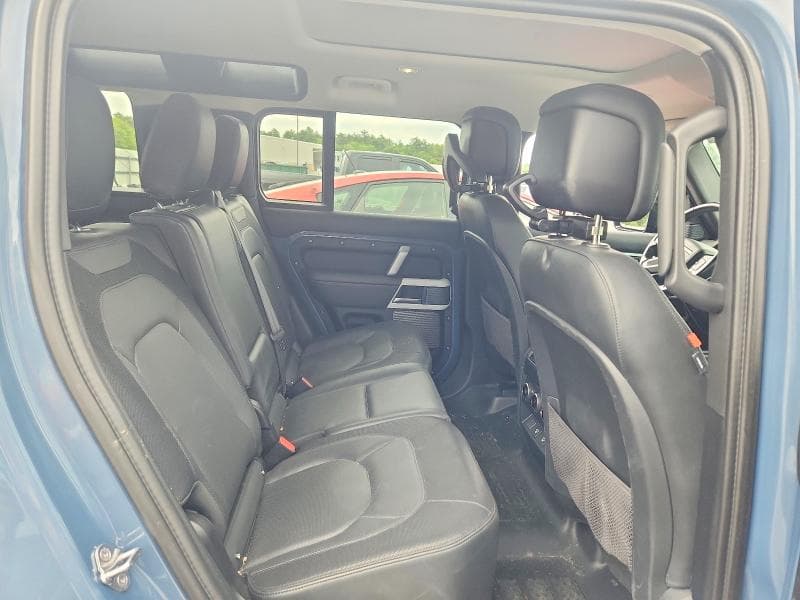 2023 LAND ROVER DEFENDER 110 X-DYNAMIC SE 11