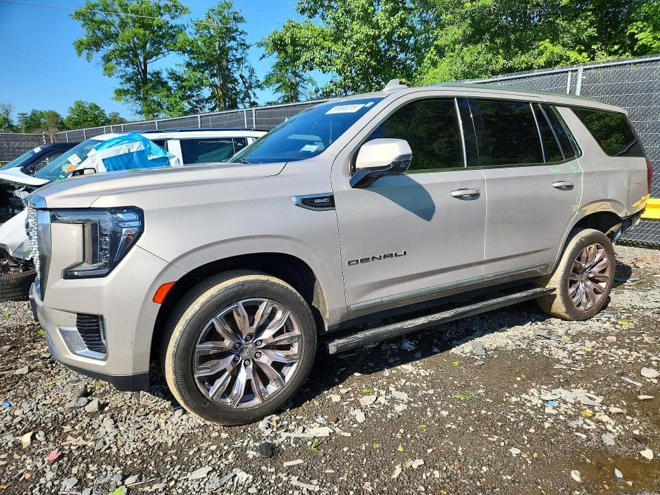2021 GMC YUKON DENALI - 1