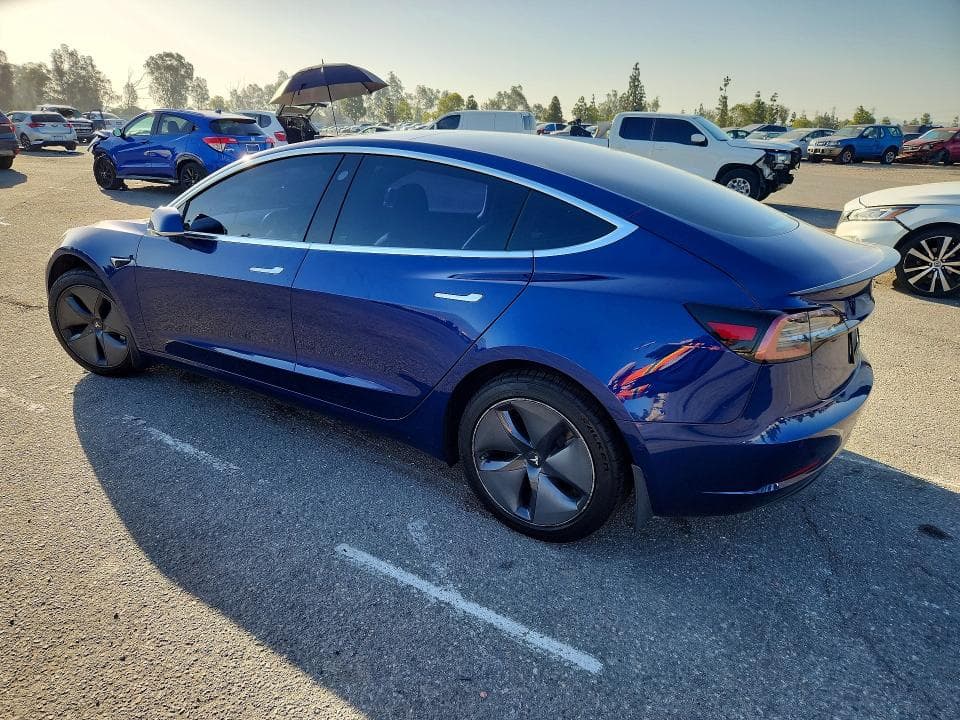 2020 TESLA MODEL 3 2