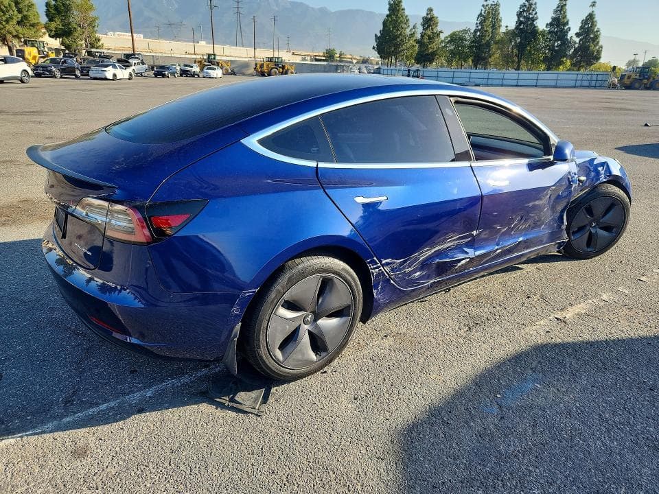 2020 TESLA MODEL 3 3