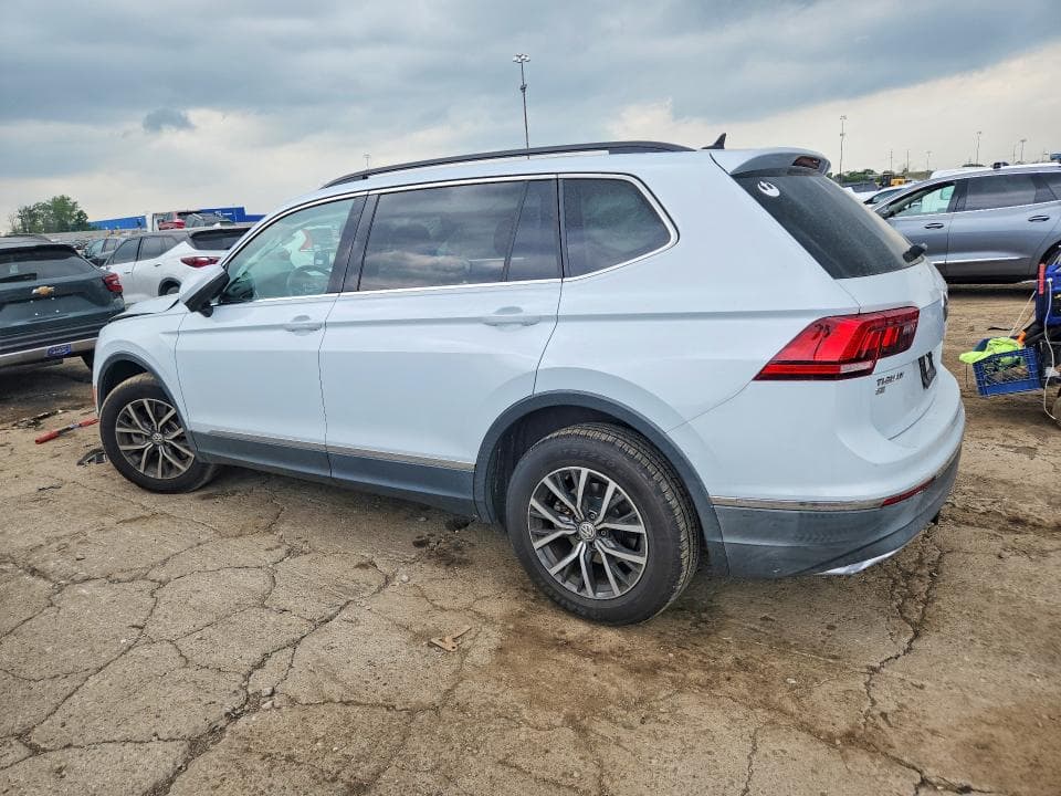 2018 VOLKSWAGEN TIGUAN SE 2