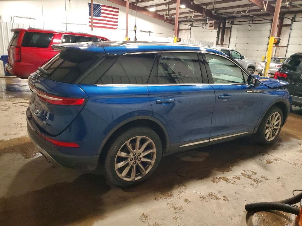2020 LINCOLN CORSAIR 3