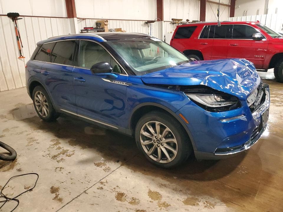 2020 LINCOLN CORSAIR 4